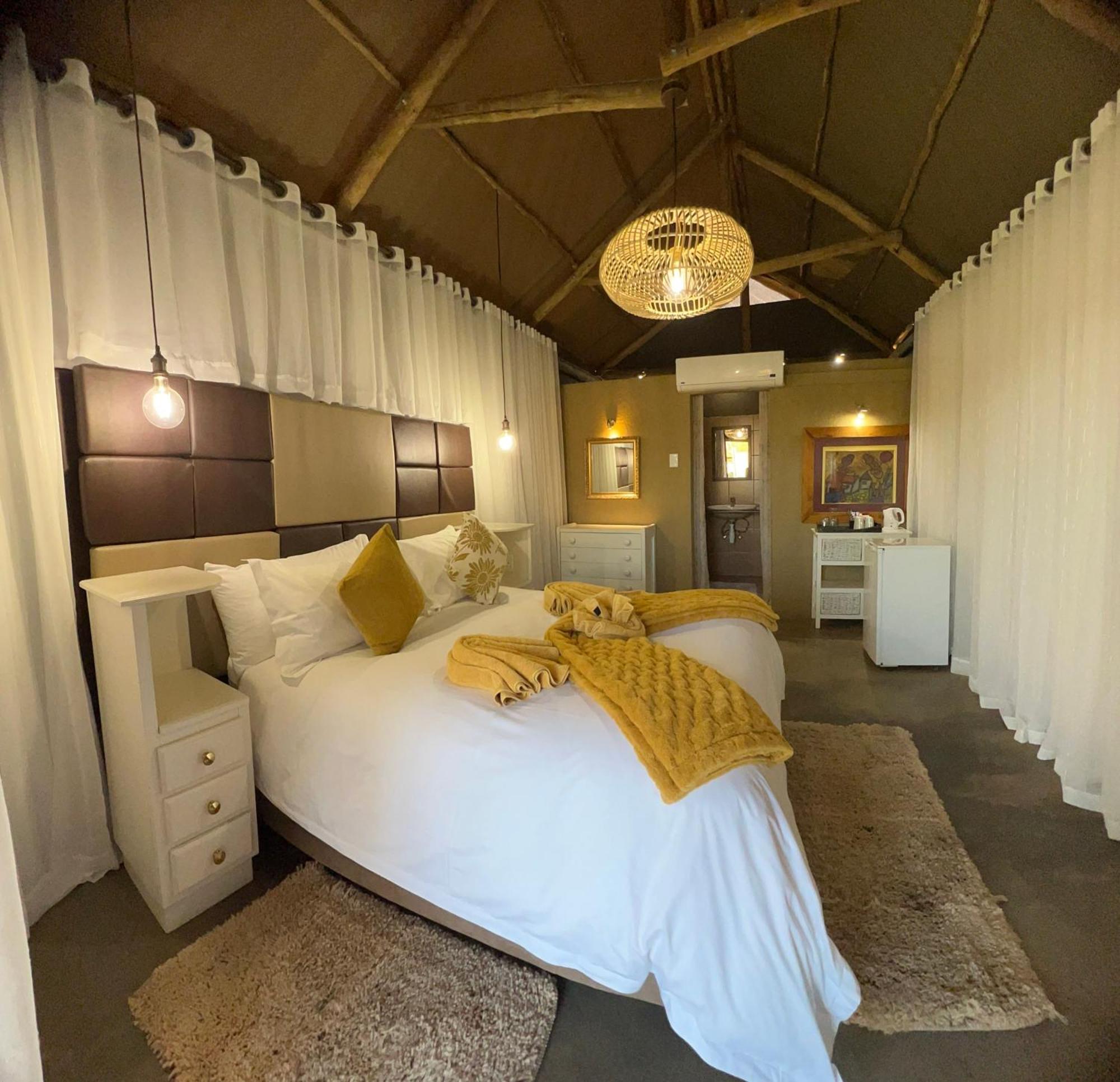 Lapa Lange Game Lodge Mariental Exterior foto