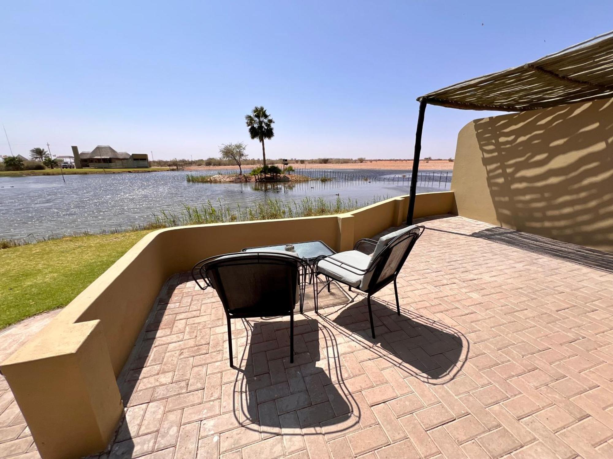 Lapa Lange Game Lodge Mariental Exterior foto