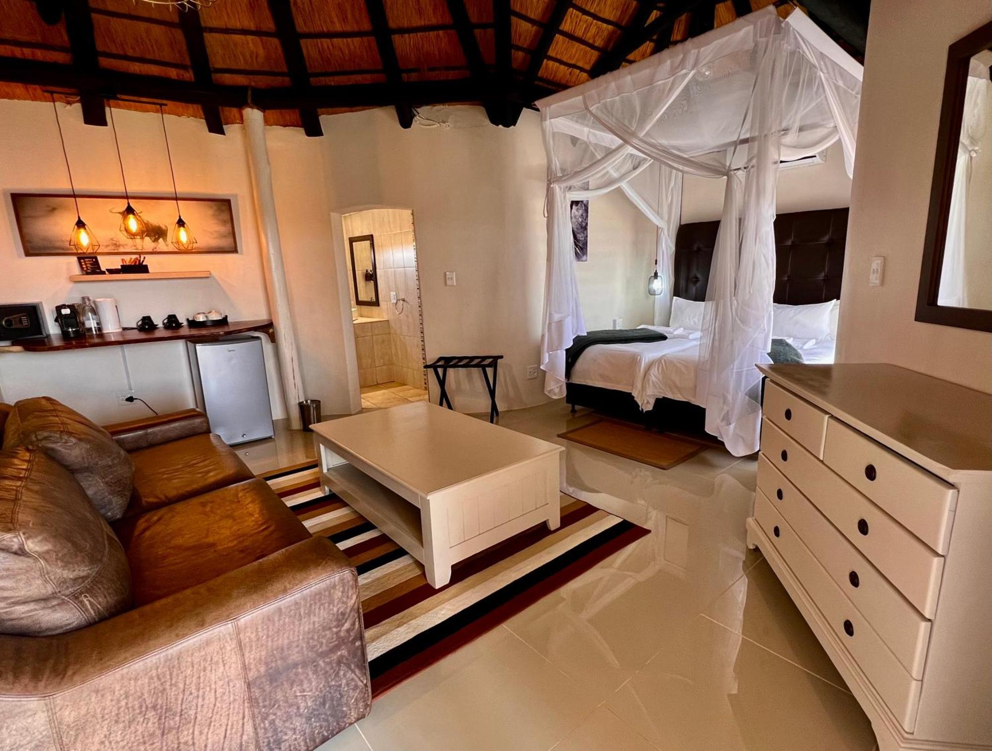 Lapa Lange Game Lodge Mariental Exterior foto